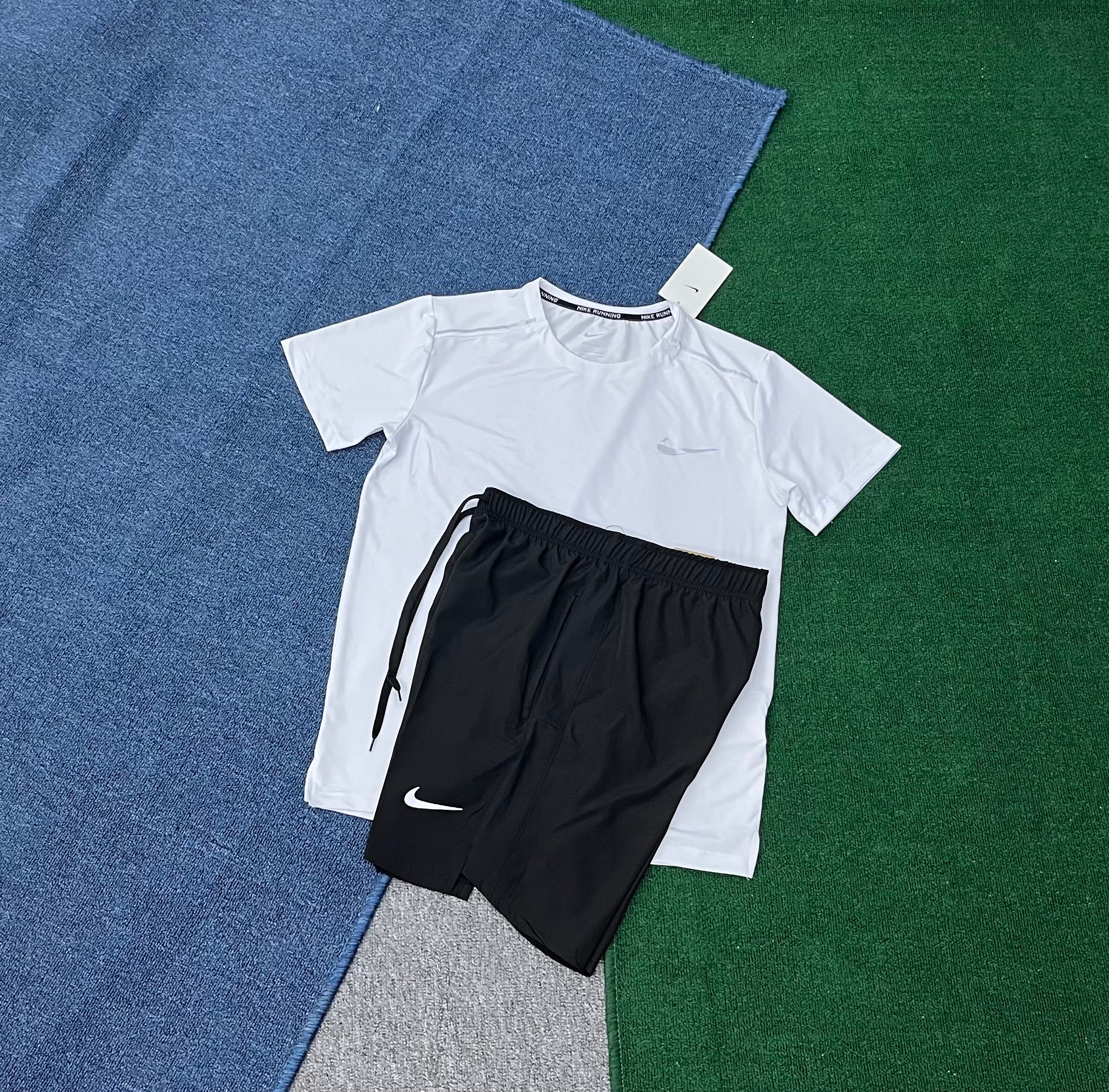 NK - Crystal Stripe Running Set