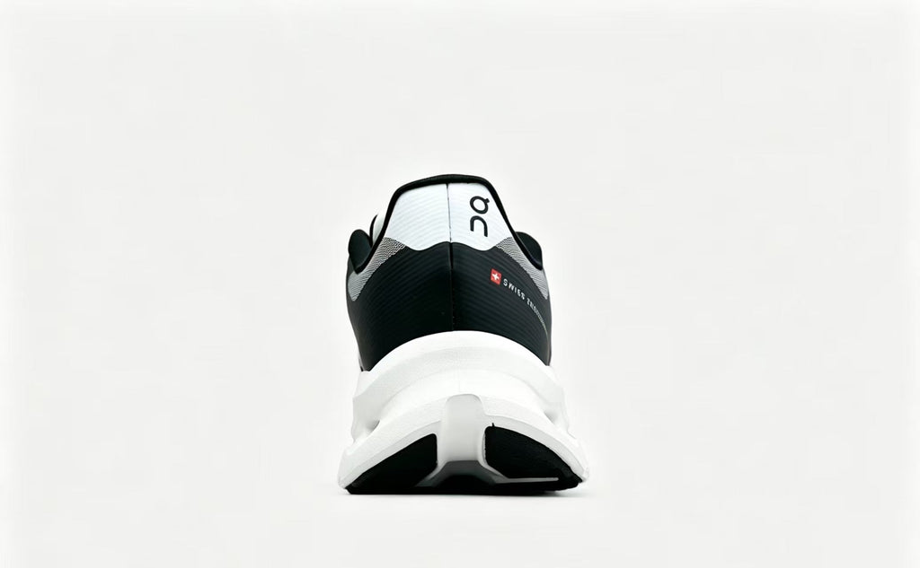 Cloudnova - Black / White