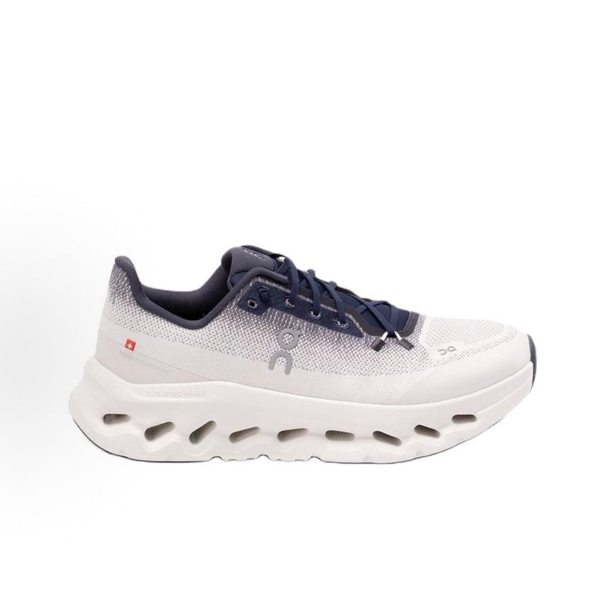 Cloudtilt - White / Navy